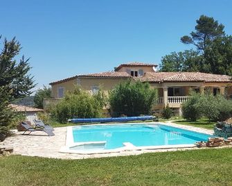 Gite of 50 m2 on the ground floor of villa - Saint-Julien - Pool