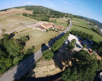 Antico Casale Le Fossate - Giove - Außenansicht