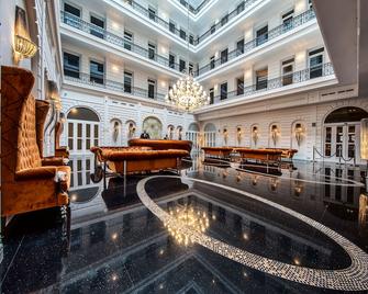 Prestige Hotel Budapest - Budapest - Recepción