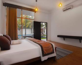 Queen's Bay - Arugam - Habitació