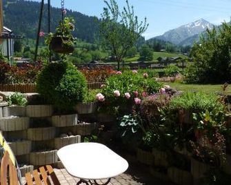 Chalet Aebnetbode - Gstaad - Patio