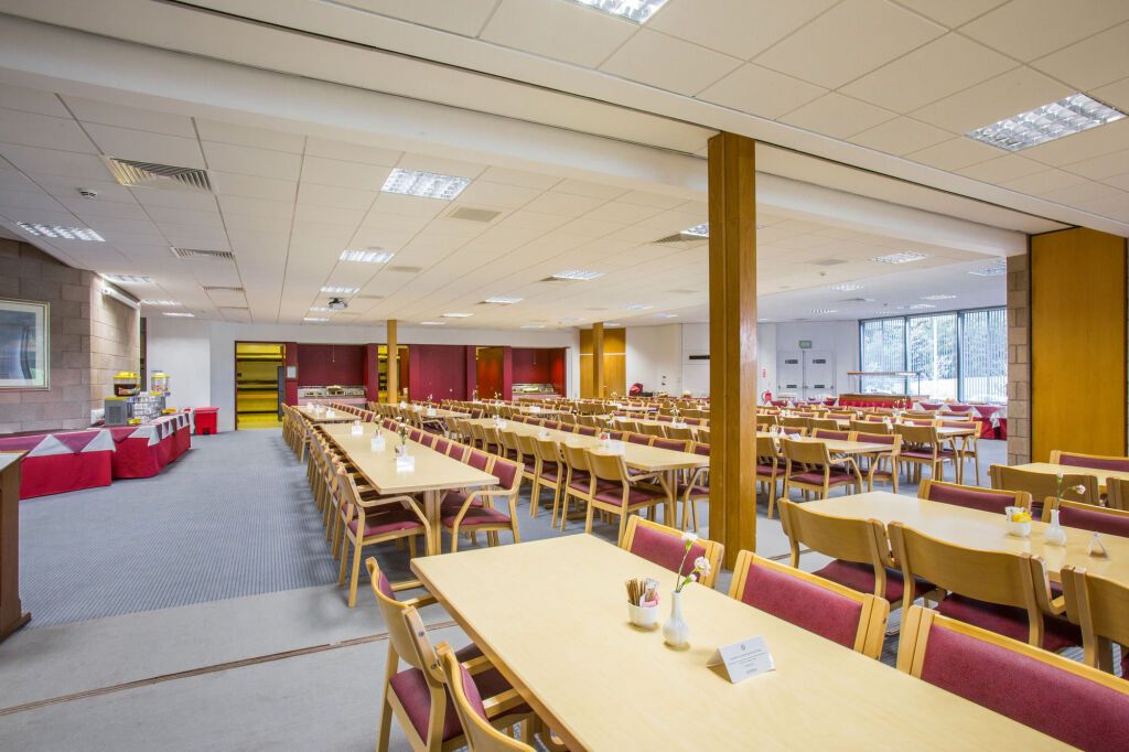 آغنيس بلاكادير هول كامبوس آكومودايشن