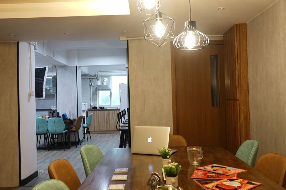 هومي إن نورث بوينت