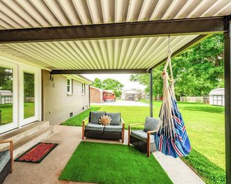 Room For the Family - Large Yard - Gallatin Stays - Gallatin - Innenhof
