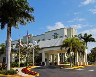 Homewood Suites by Hilton Fort Lauderdale Airport-Cruise Port - Dania Beach