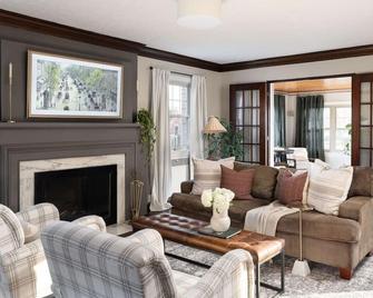 Charming 1920s Tudor Home - New Castle - Living room