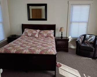 Enjoy In Town Convenience, 10 Minute Walk From Lincoln Square - Gettysburg - Bedroom