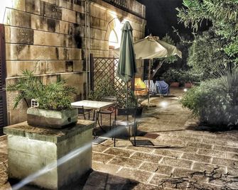 Villa Papaleo B&B - Giurdignano - Patio