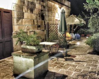 Villa Papaleo B&B - Giurdignano - Patio
