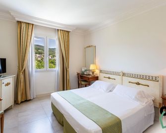 Hotiday Room Collection - Fiuggi - Fiuggi