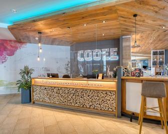 COOEE alpin Hotel Bad Kleinkirchheim - Bad Kleinkirchheim - Front desk