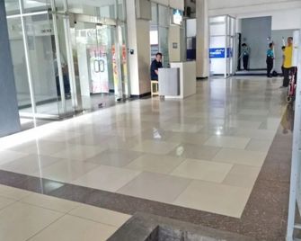 Sentra Timur Residence - Yakarta - Lobby
