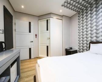 Bobos Motel - Seoul - Bedroom