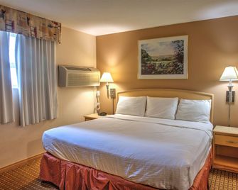Lone Star Hotel - North Battleford - Schlafzimmer