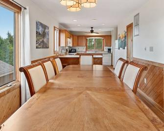 2030 - Horizon`s Summit - Duck - Comedor