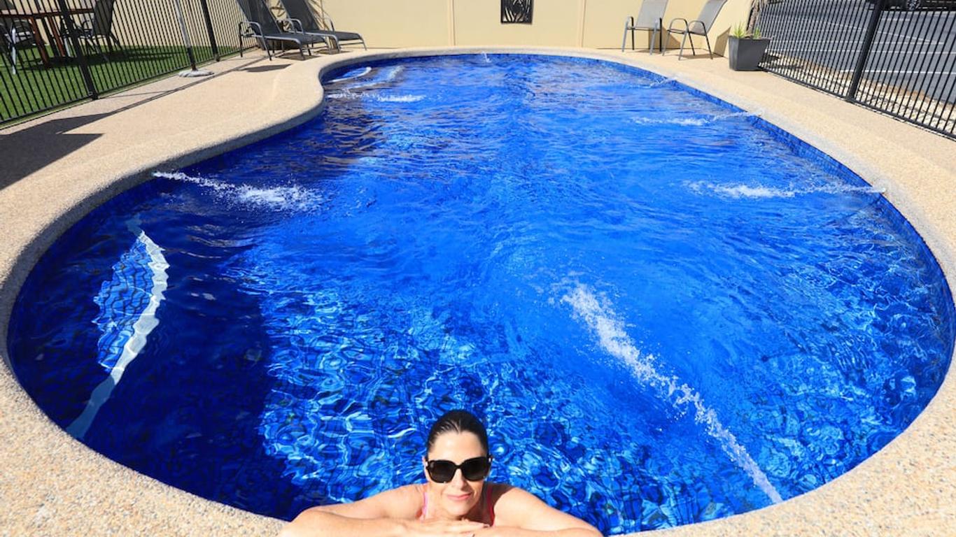 توب أوف ذا تاون موتل آند أبارتمنتس