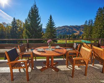 Dependence Hotel Golf - Tale - Balkon