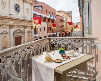 Phi Hotel Palio - Asti - Balcón