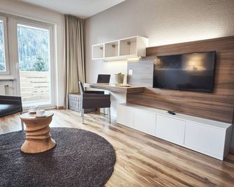 Serviced Apartments By Solaria - Davos - Living room