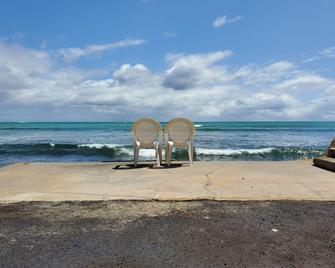 Beautiful Oceanfront Home - Fantastic Views of Waikiki and Diamond Head! - Ewa Beach - Beach