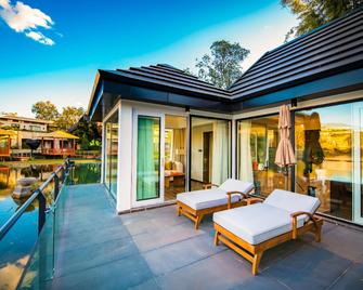 Wanda Vista Yuxi Fuxian Lake - Yuxi - Balcón