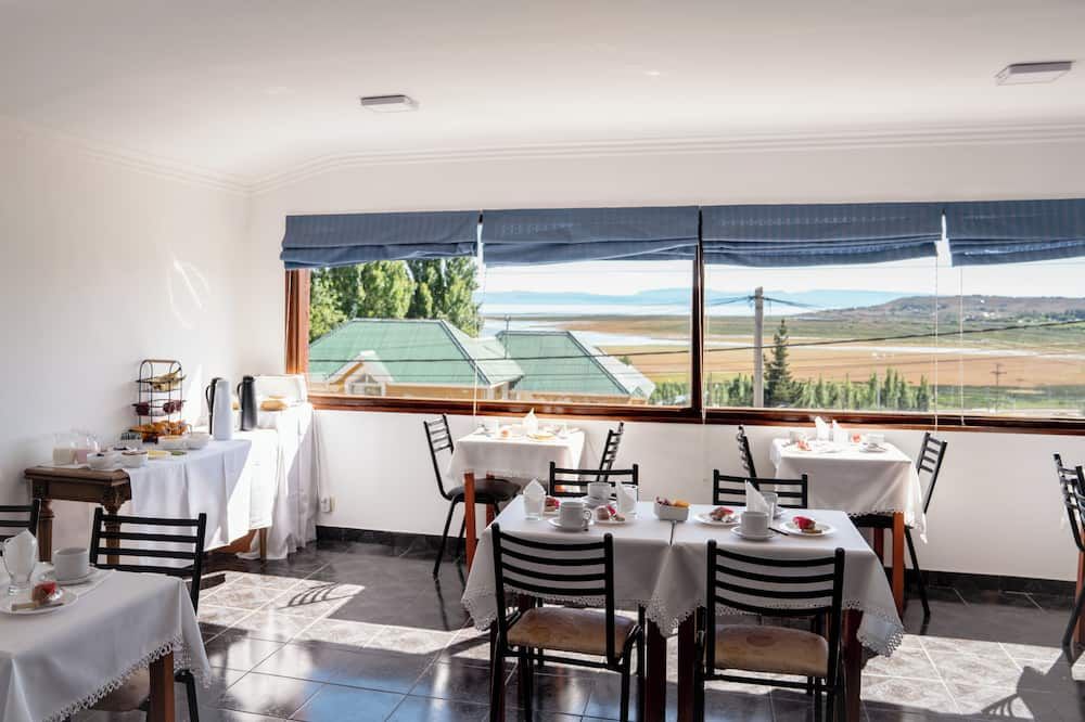 Los Fresnos - אל קאלאפטה - מסעדה