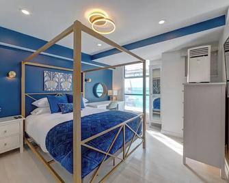 Art Deco Broadway Queen Room - Vancouver - Schlafzimmer