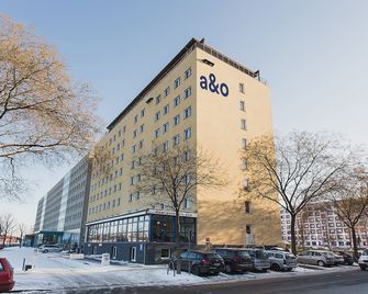 إيه آند ادييان هاوبتبانهوف - هوستل - درسدين - مبنى