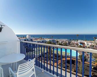 إريزا أبارتامينتوس لوس اهيبيسكوس - لبالغيس فقط - Puerto del Carmen - شرفة