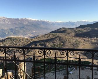 Charme in Perillis - Collepietro - Balcony