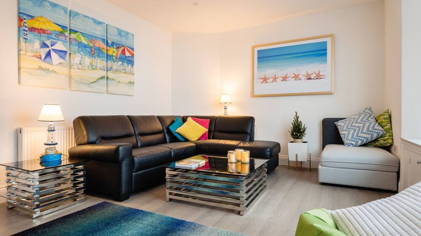 Quayside View - Luxury Apartment on Paignton Harbour