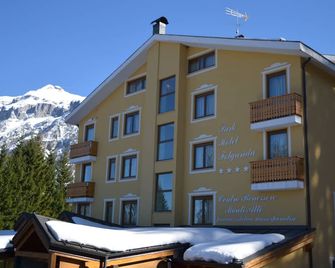 Park Hotel - Folgarida - Gebäude