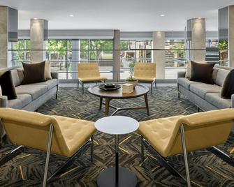 AC Hotel Louisville Downtown - Louisville - Lounge