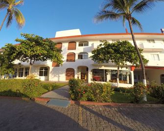 Hotel Marbella - Manzanillo - Building