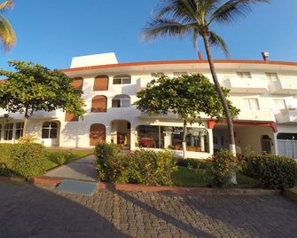 Hotel Marbella - Manzanillo - Building