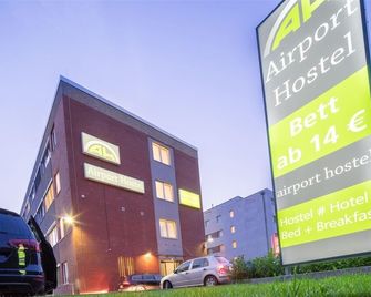Airport Hostel - Amburgo - Edificio