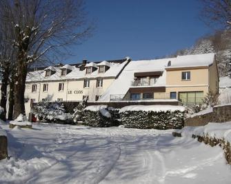 Hotel Restaurant Le Clos - Besse-et-Saint-Anastaise - Bâtiment