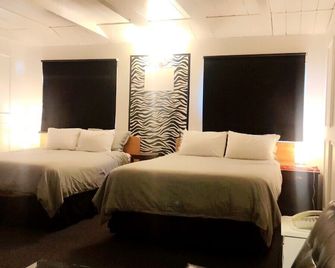 Sage Hills Motel - Cache Creek - Спальня