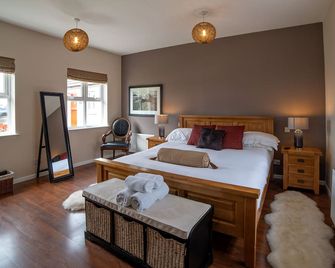 Perfect for 2 on Causeway Coastal Route! Near Giants Causeway, Golf Courses - Dunseverick - Bedroom