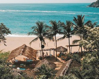 Hotel Bahía de la Luna - Arroyo Cruz - Beach