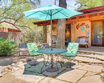 Casita Colibri Lovely, Romantic Patagonia Retreat - Patagonia - Patio