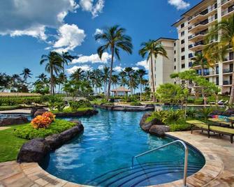 Luxury 3 bed, 3 bath Beach Tower B-503 Great Ocean and pool views - Kapolei - Pool