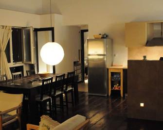 Melolia A1 Holiday homes with swimming pool and wonderful sunset views - Aliki - Dining room