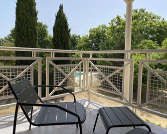 Domaine De La Reynaude - Aurons - Balcony