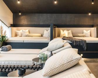 Arpuria L 4 Star Superior L Adults Only - זנקט אנטון אם ארלברג - טרקלין