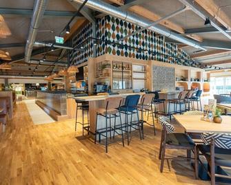 Roompot Vakanties Ferienresort Cochem - Cochem - Bar