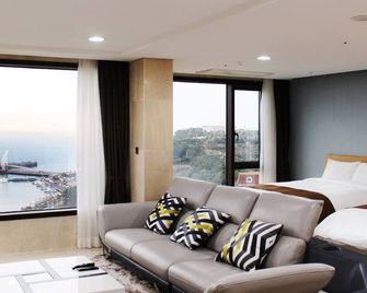 Mstay Hotel - Seogwipo