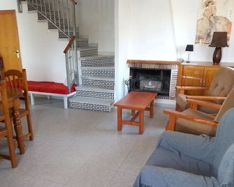 La Antilla Playa - Vivienda 2 pisos - 700m playa 8/9 PAX - Huelva - Wohnzimmer