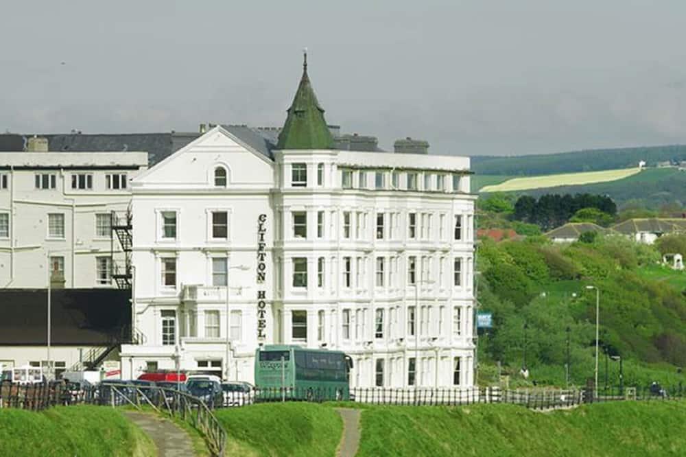 The Clifton Hotel C 85 C 1 3 7 . Scarborough Hotel Deals