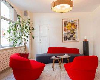 The Originals Boutique, Hôtel de Perros - Perros-Guirec - Sala de estar